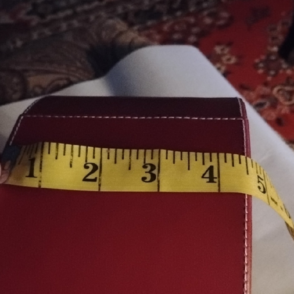Round Red Storage Box - Picture 4 of 5